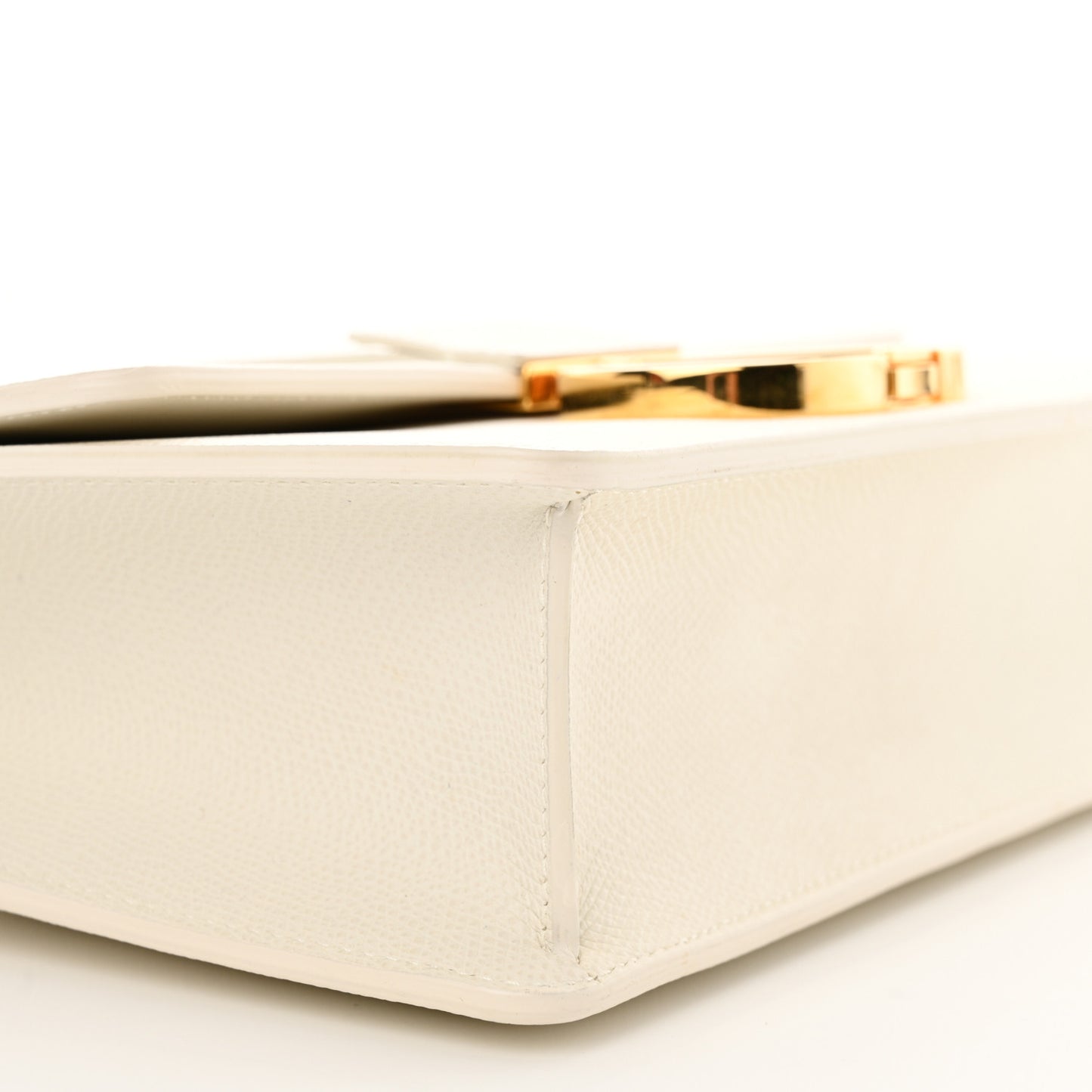 Grained Calfskin 30 Montaigne Flap Bag Latte