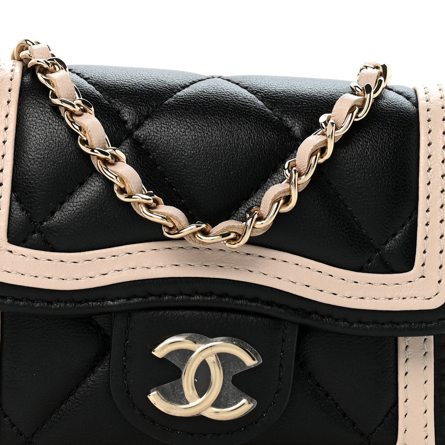 Lambskin Quilted Flap Clutch On Chain Black Beige