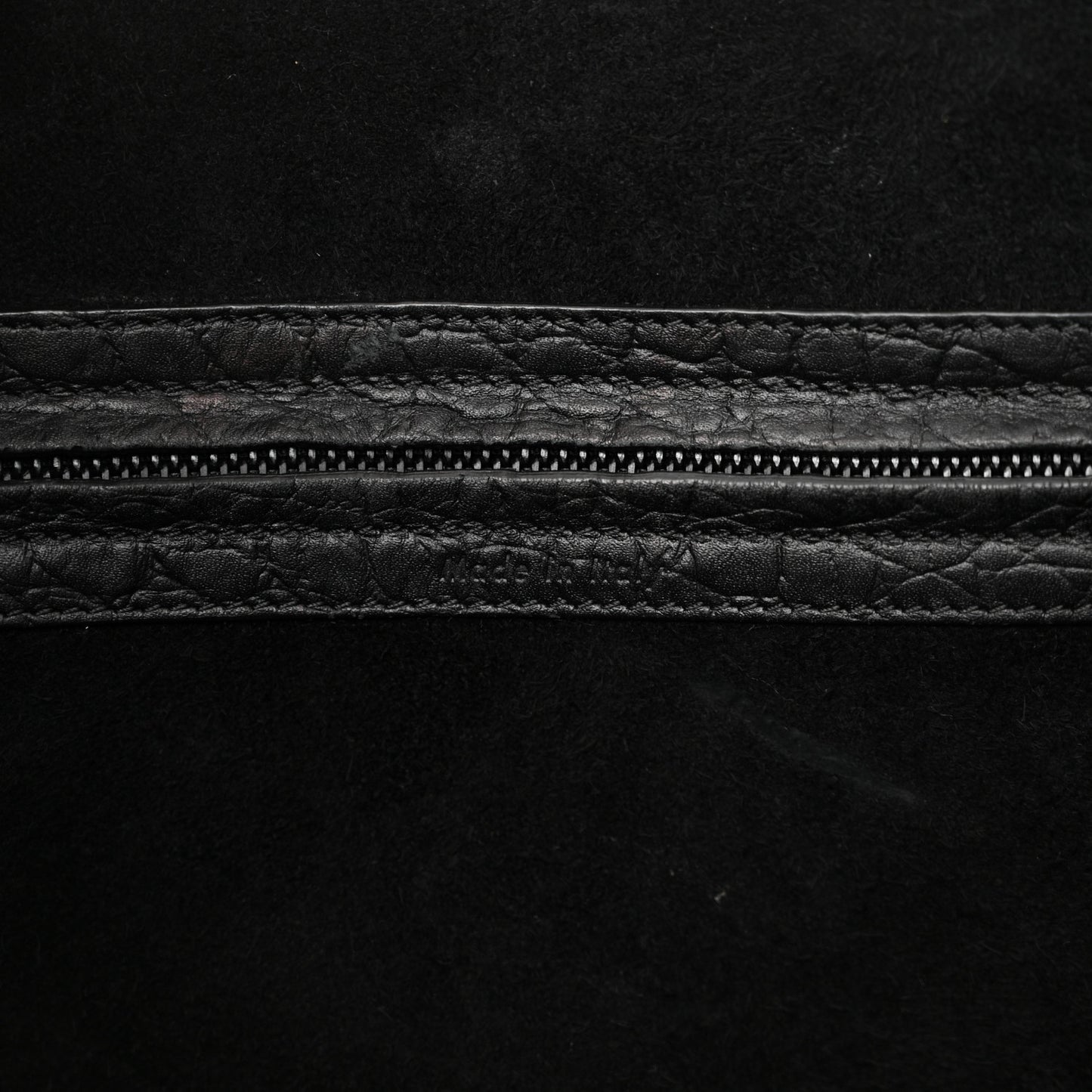 Crocodile Embossed Calfskin Medium Phantom Luggage Black