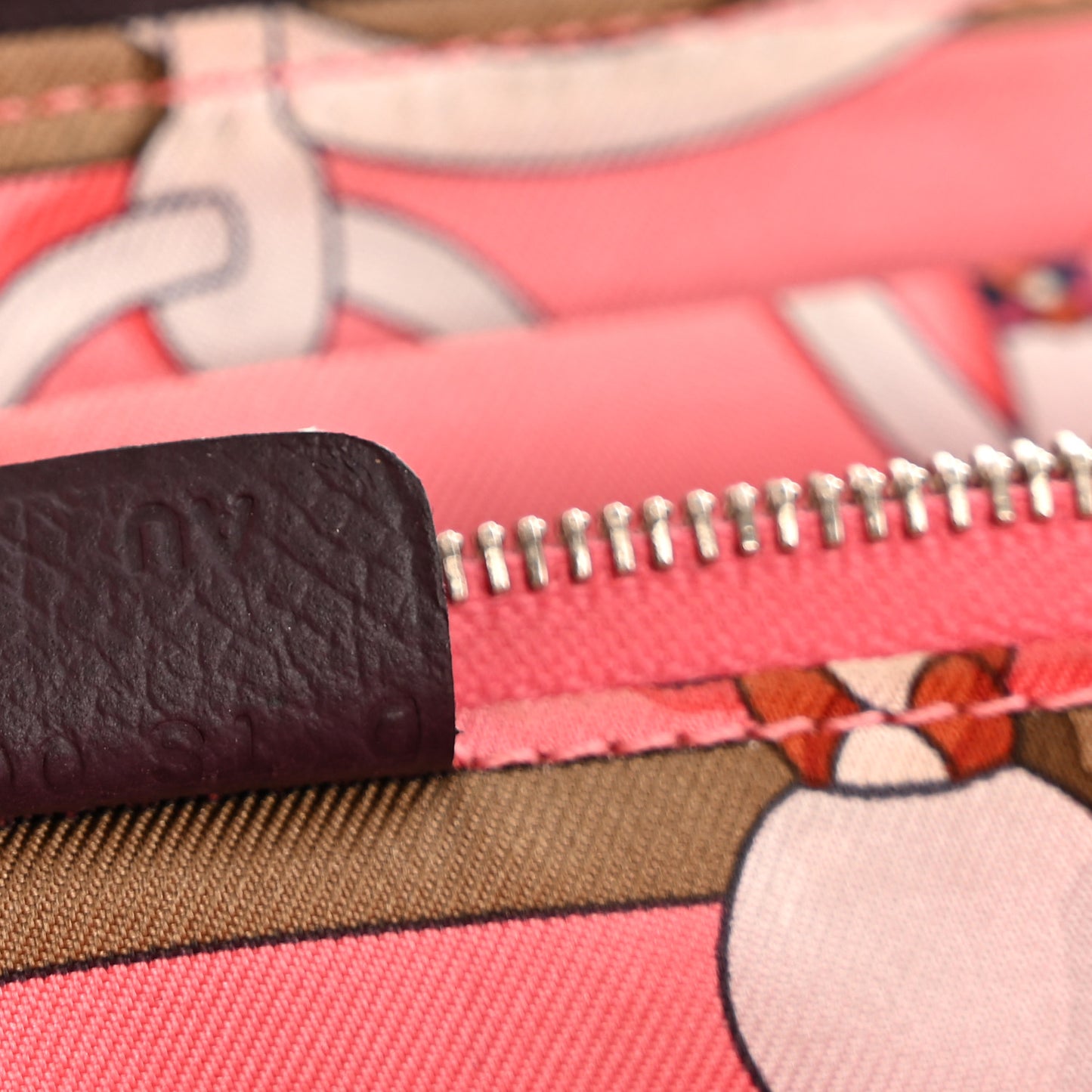 Epsom Silk'In Wallet Raisin