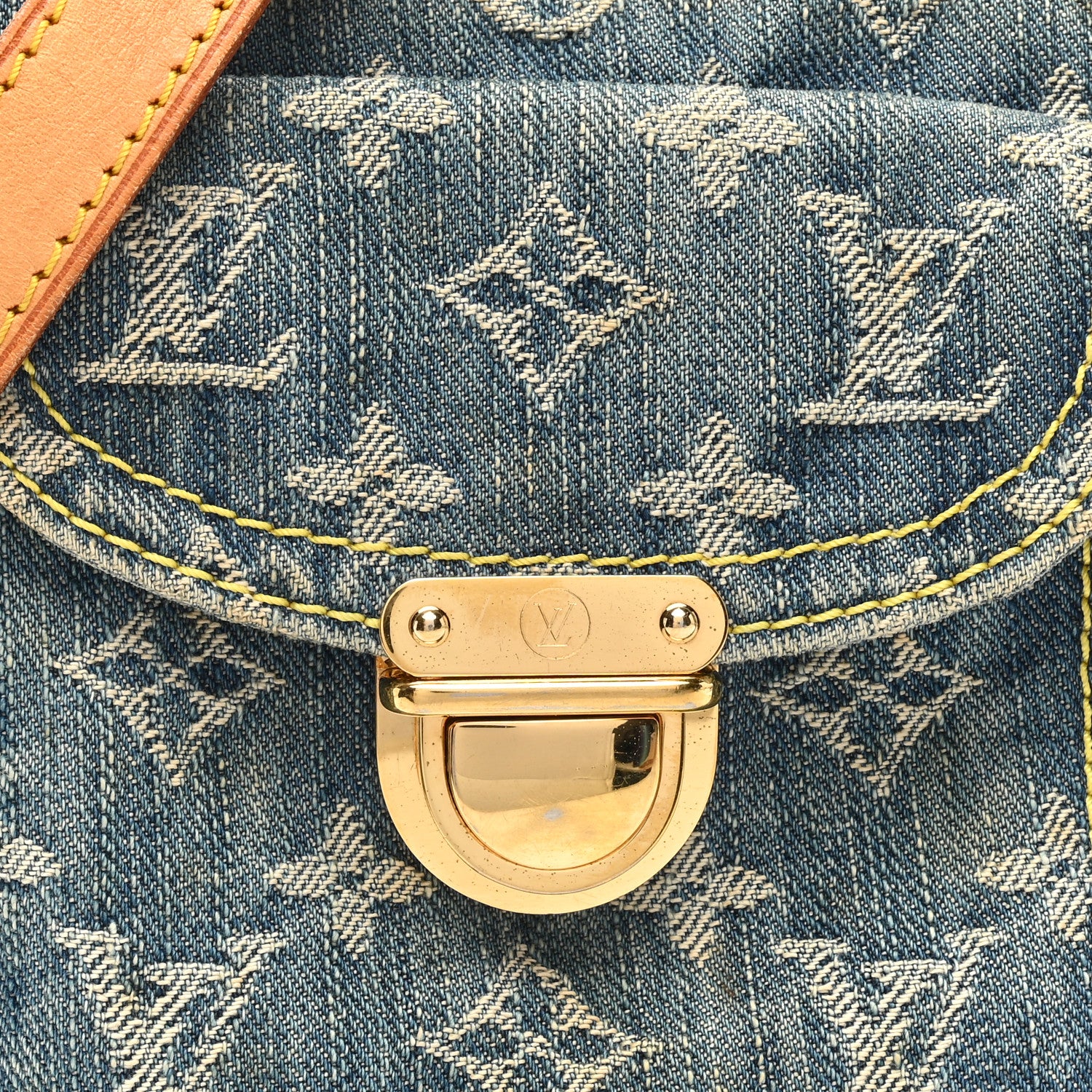 Louis Vuitton Denim Camera Bag Blue 7 of 12