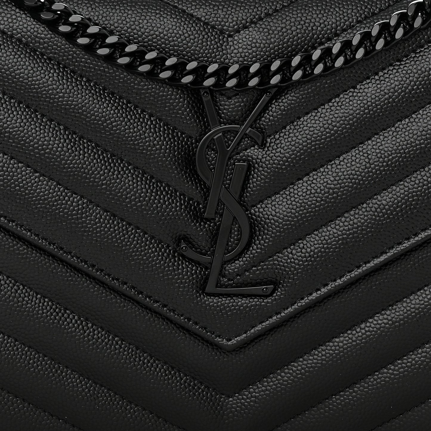 Grain De Poudre Matelasse Chevron Monogram Monochrome Chain Wallet Black