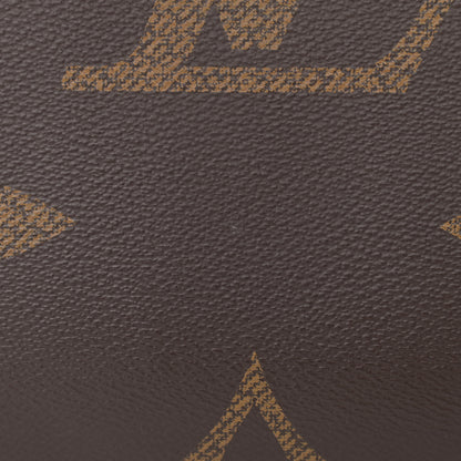 Louis Vuitton Reverse Monogram Giant Onthego MM 12 of 12
