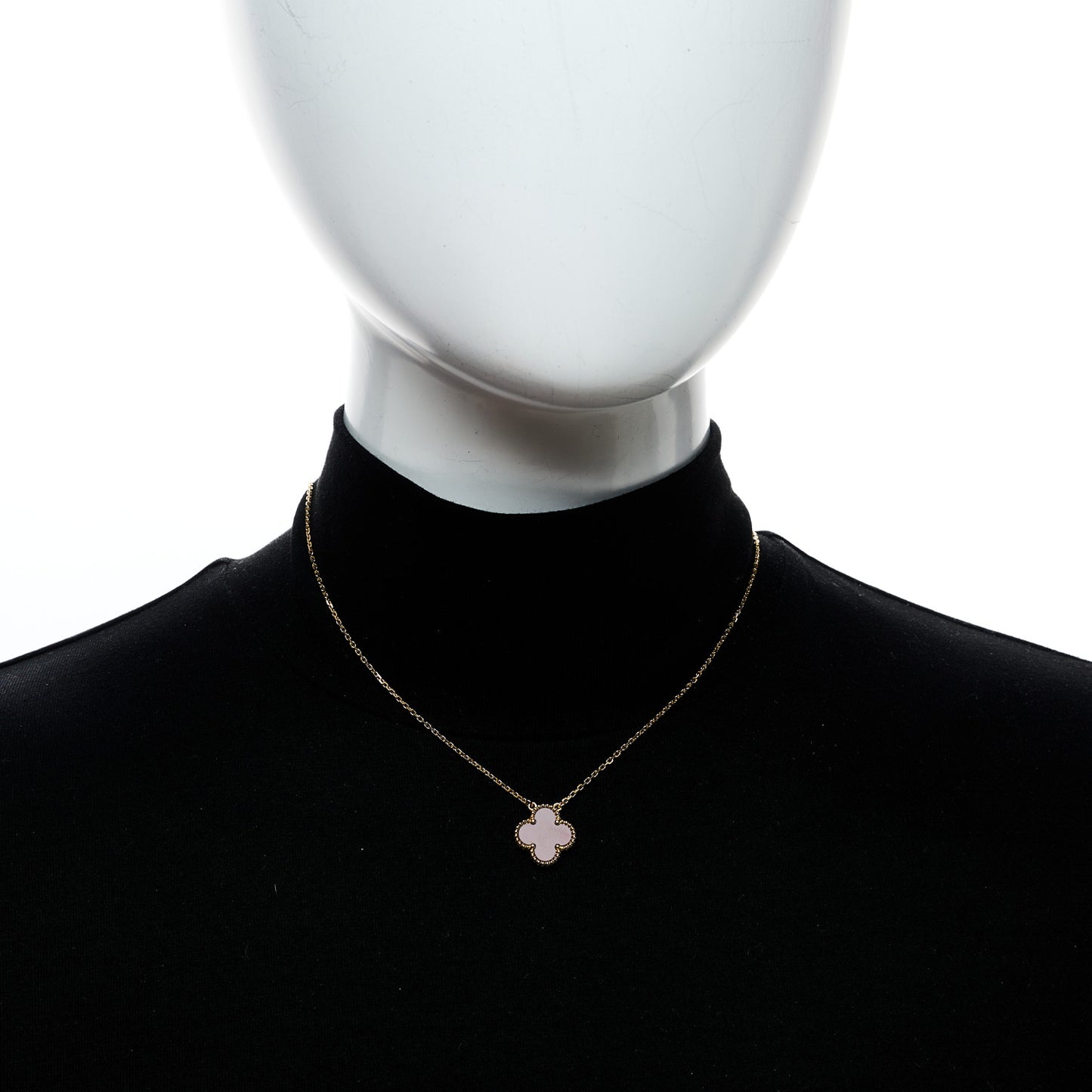 18K Yellow Gold Carnelian Vintage Alhambra Pendant Necklace