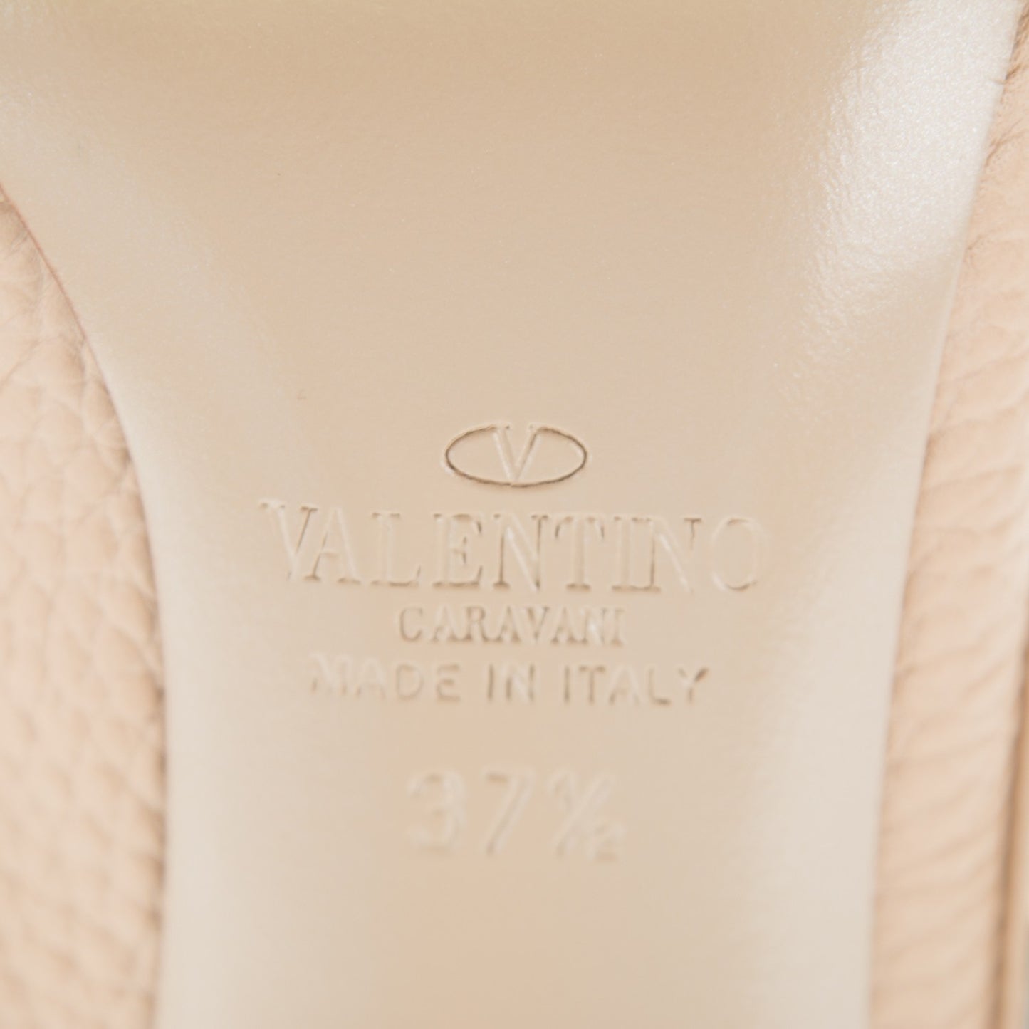 Pebbled Calfskin Rockstud Ankle Strap 100mm Pumps 37.5 Camel Rose