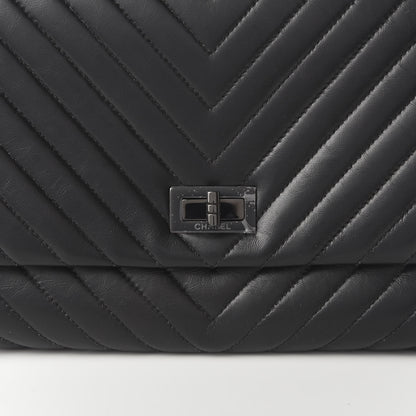 Chanel Aged Calfskin Chevron Quilted Reissue 2.55 Clutch So Black 10 of 11