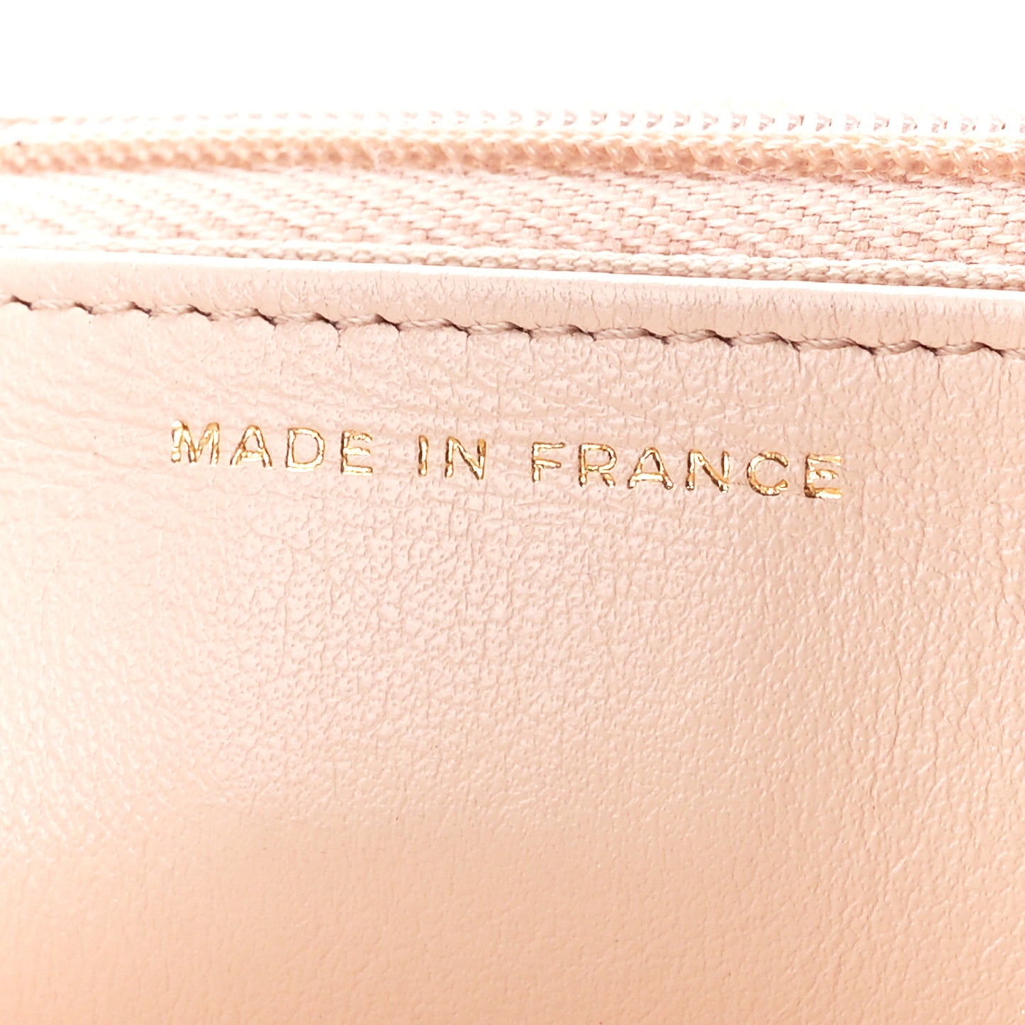 Caviar Quilted Wallet on Chain WOC Light Beige