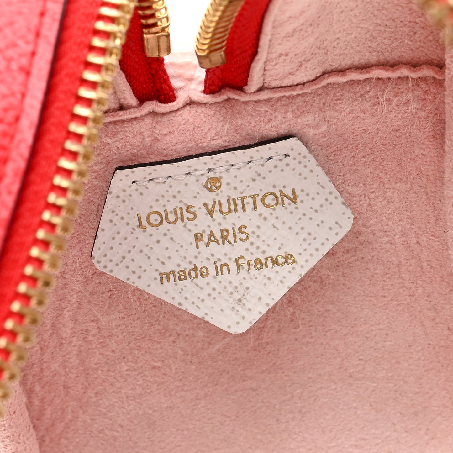 Monogram Giant Beach Pouch Rouge