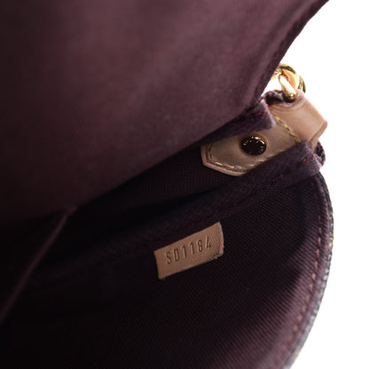 Louis Vuitton Monogram Favorite MM 8 of 8
