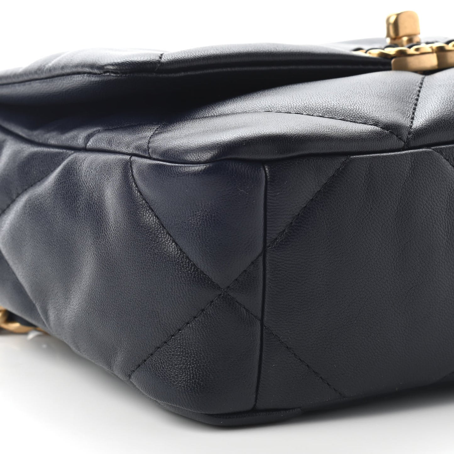 Lambskin Quilted Medium Chanel 19 Flap Navy Blue