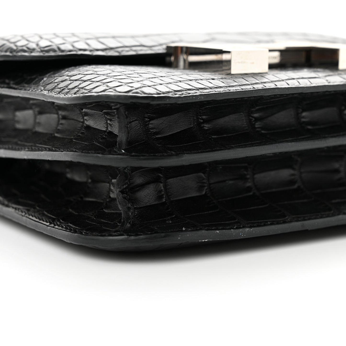 Matte Alligator Lizard Constance 18 Black Ombre