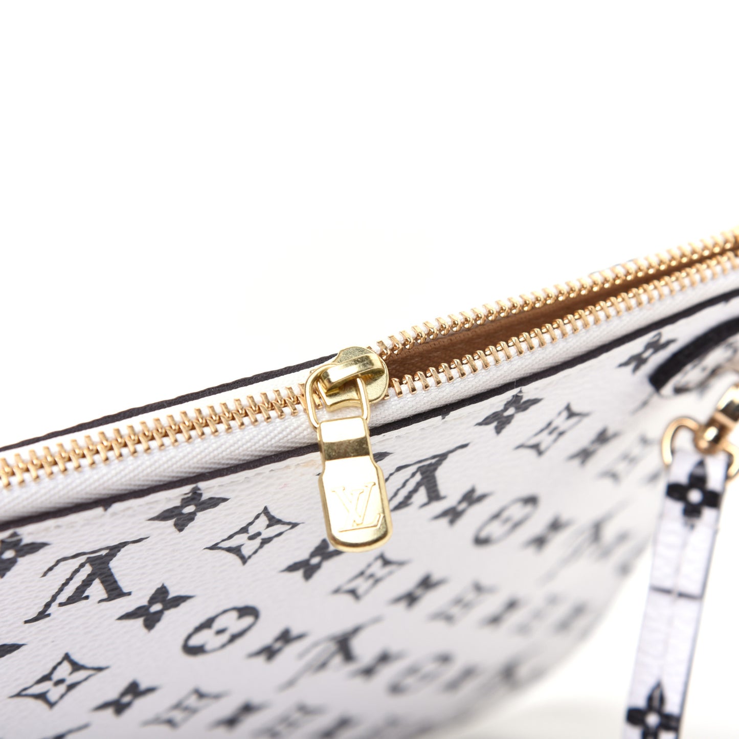 Monogram Giant Neverfull MM GM Pochette White