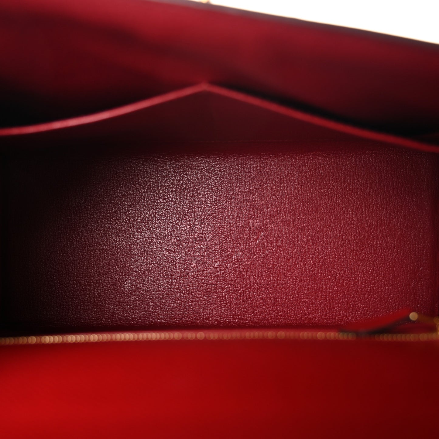 Epsom Kelly Sellier 28 Rouge Grenat