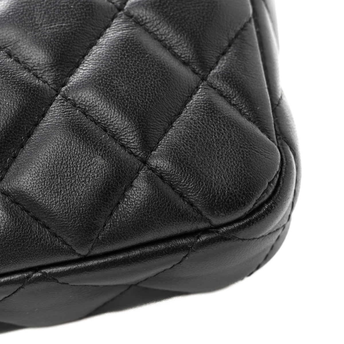 Lambskin Quilted Small Clutch With Chain Black