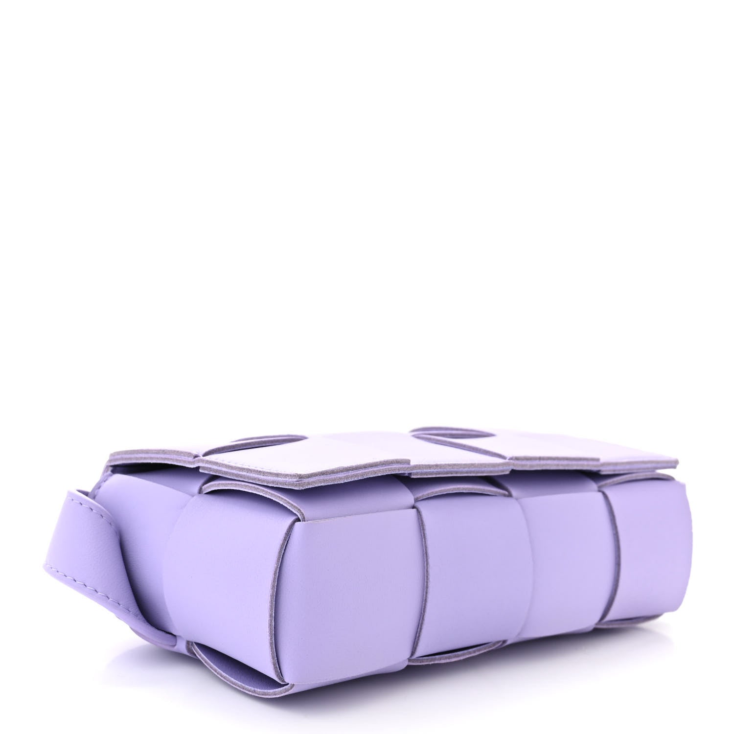 Bottega Veneta Nappa Maxi Intreccio The Belt Cassette Bag Wisteria 4 of 10
