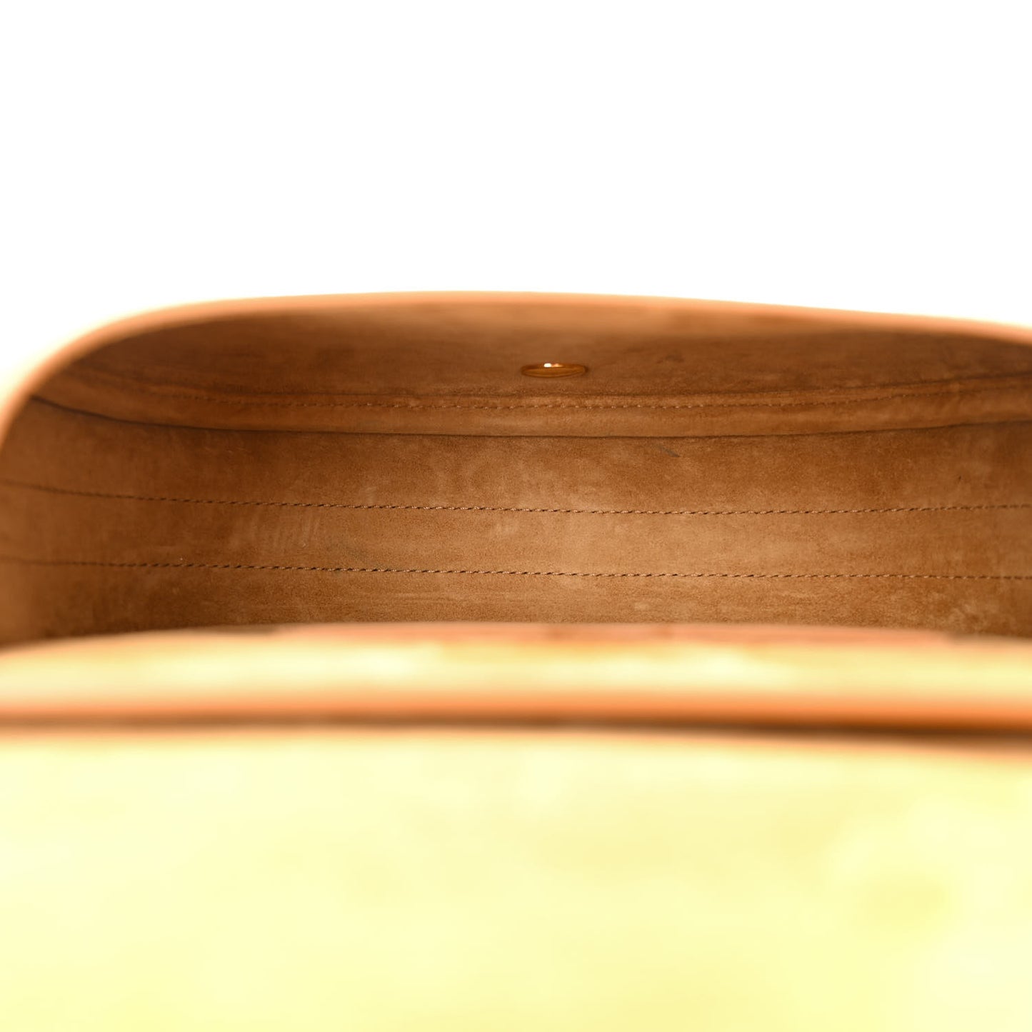 Box Calfskin Medium Bobby Flap Camel