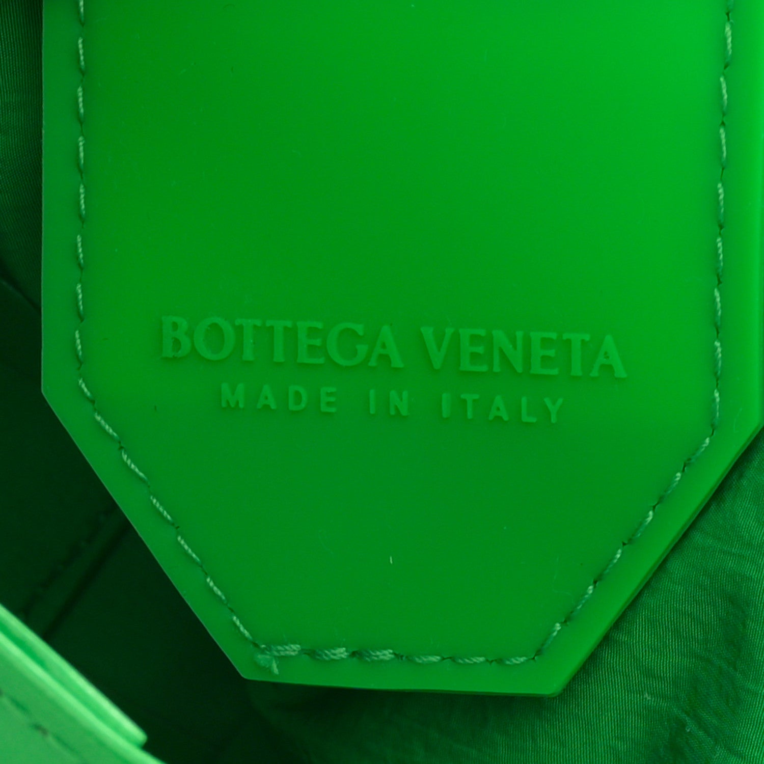 Bottega Veneta Paper Calfskin Maxi Intrecciato Small Cassette Crossbody Bag Grass 6 of 11
