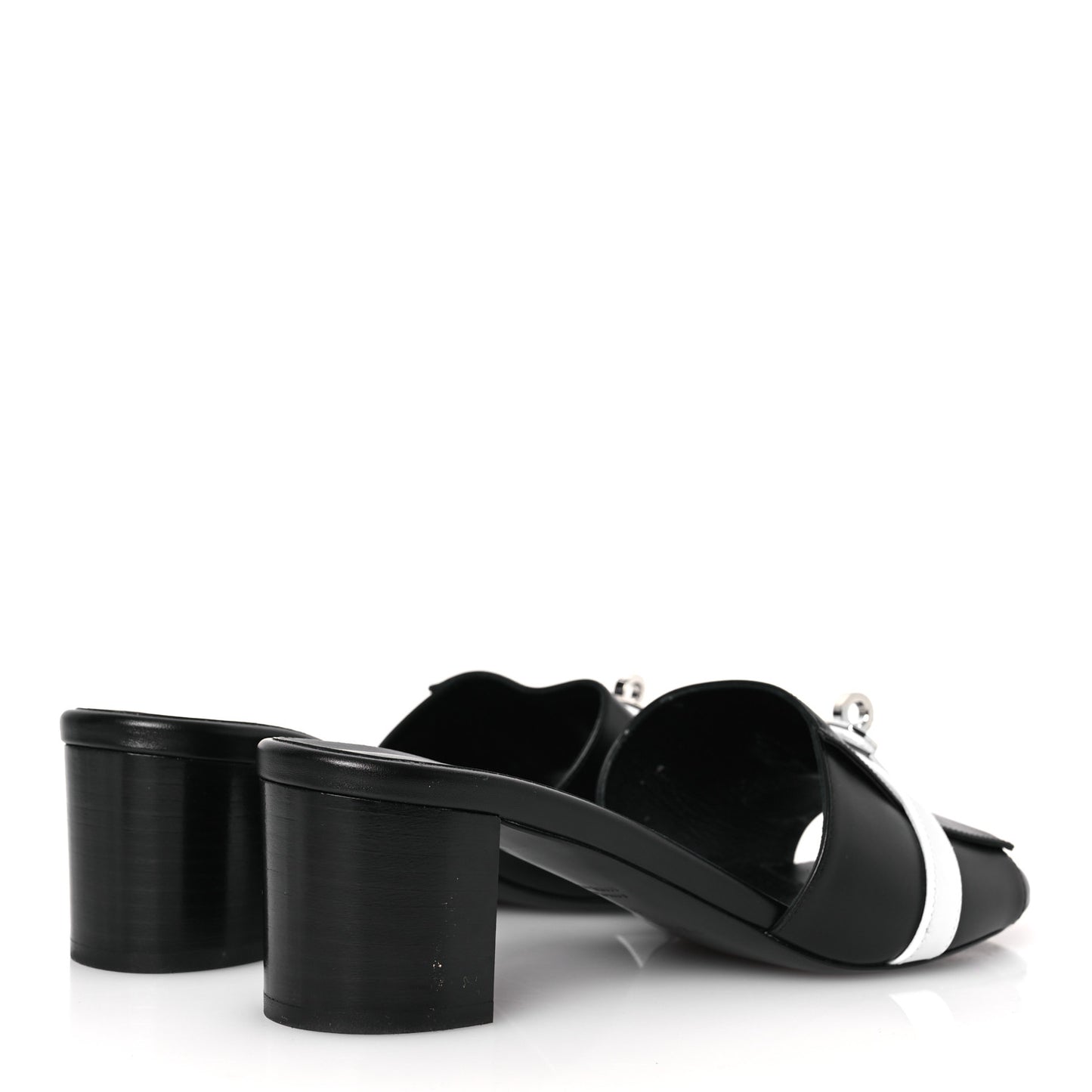 Calfskin Gigi 50 Sandals 40 White Black