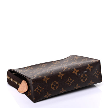 Louis Vuitton Monogram Toiletry Pouch 19 4 of 9