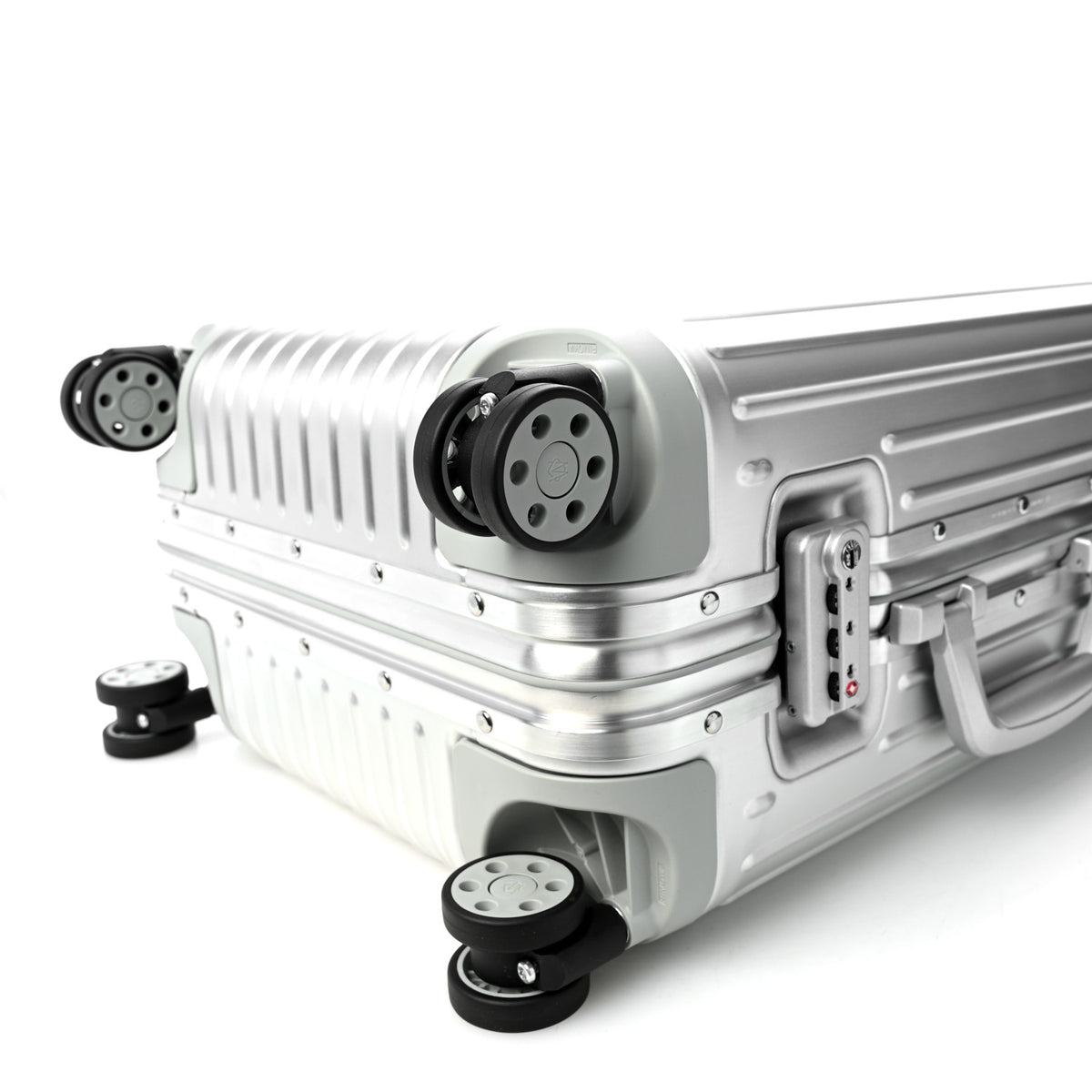Rimowa Aluminum Original Cabin Silver 7 of 7