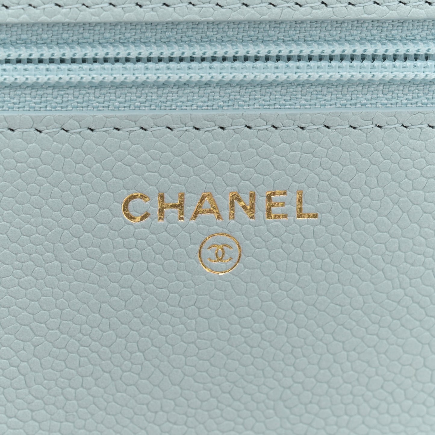 Caviar Quilted Tiny CC Wallet On Chain WOC Light Blue