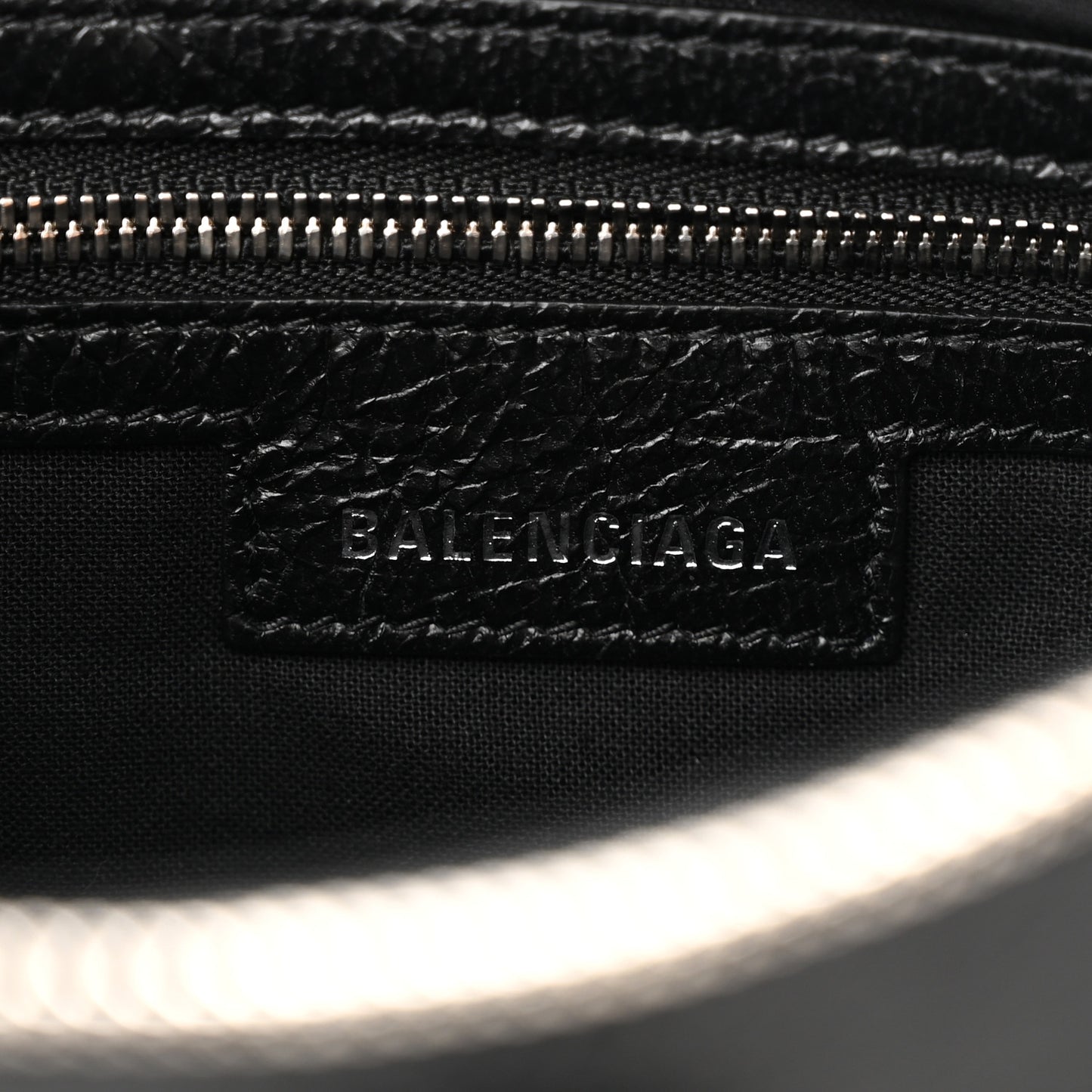 Agneau Arena Small Le Cagole Shoulder Bag Black