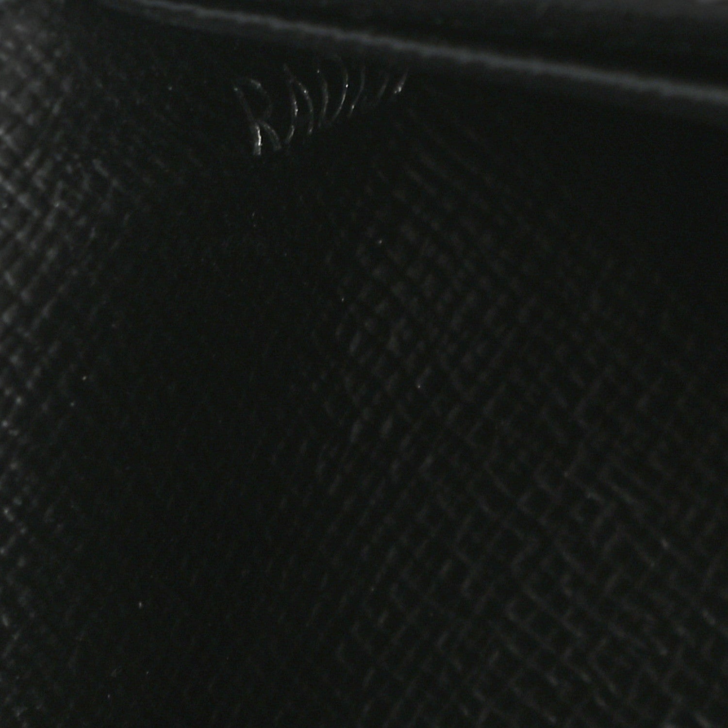 Louis Vuitton Taiga Desk Agenda Cover Ardoise 6 of 7