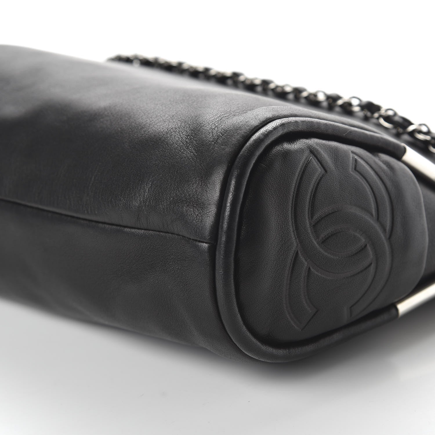 Chanel Lambskin Ultimate Soft Hobo Black 7 of 10