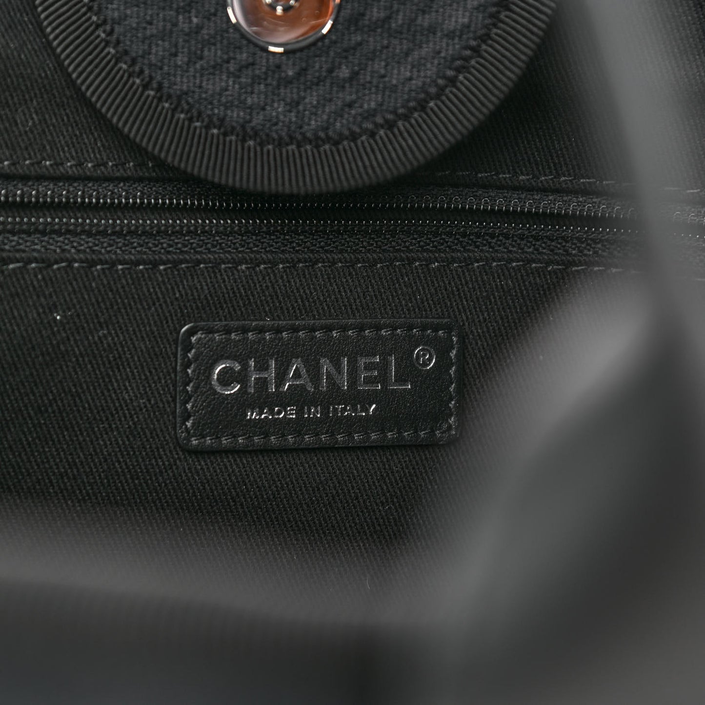 Mixed Fibers Medium Deauville Tote Black