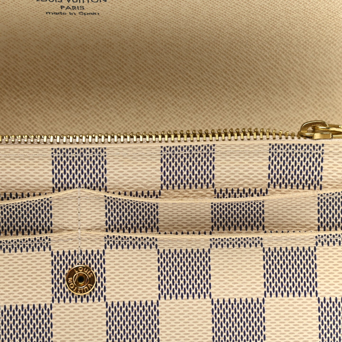Damier Azur Sarah Wallet