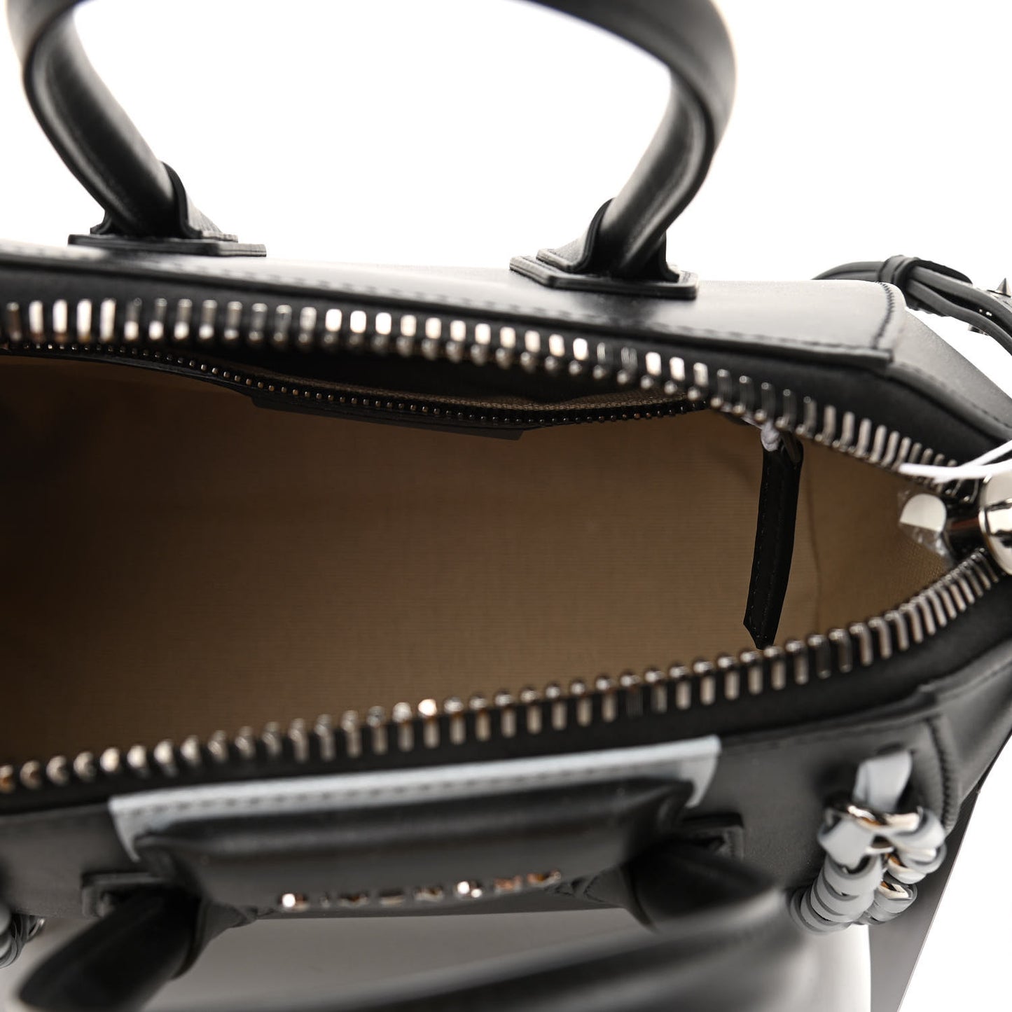 Smooth Calfskin Mini Chain Weave Antigona Black