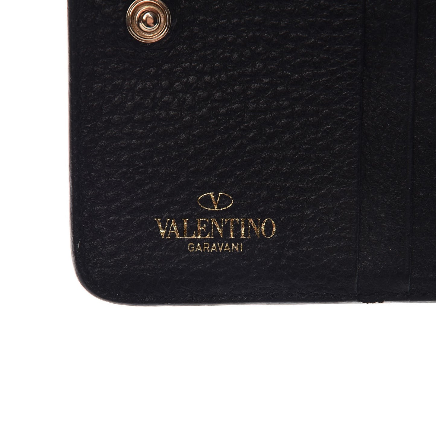 Pebbled Calfskin Rockstud Compact Zip Around Wallet Black