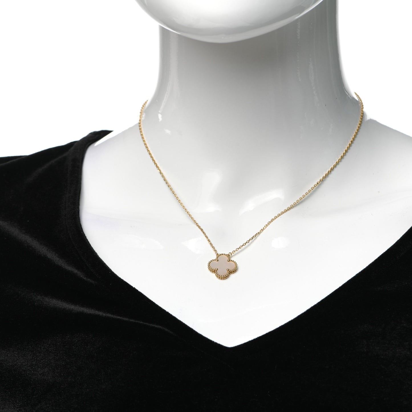 18K Yellow Gold Mother of Pearl Vintage Alhambra Pendant Necklace