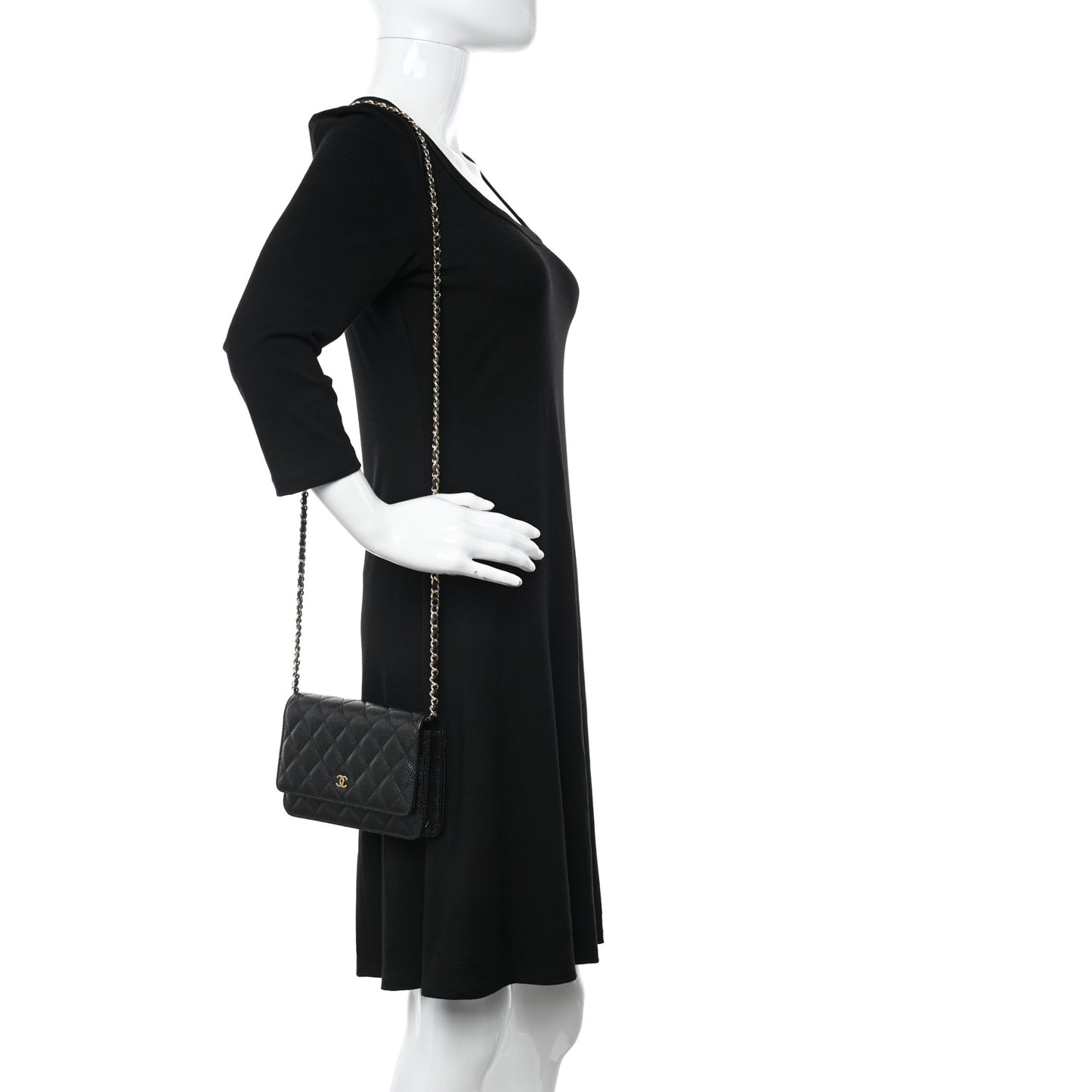 Caviar Quilted Wallet on Chain WOC Black