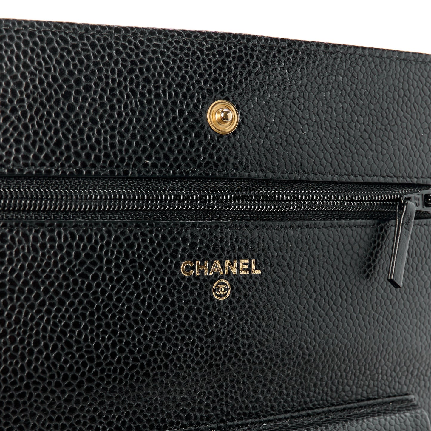 Caviar Quilted Wallet on Chain WOC Black
