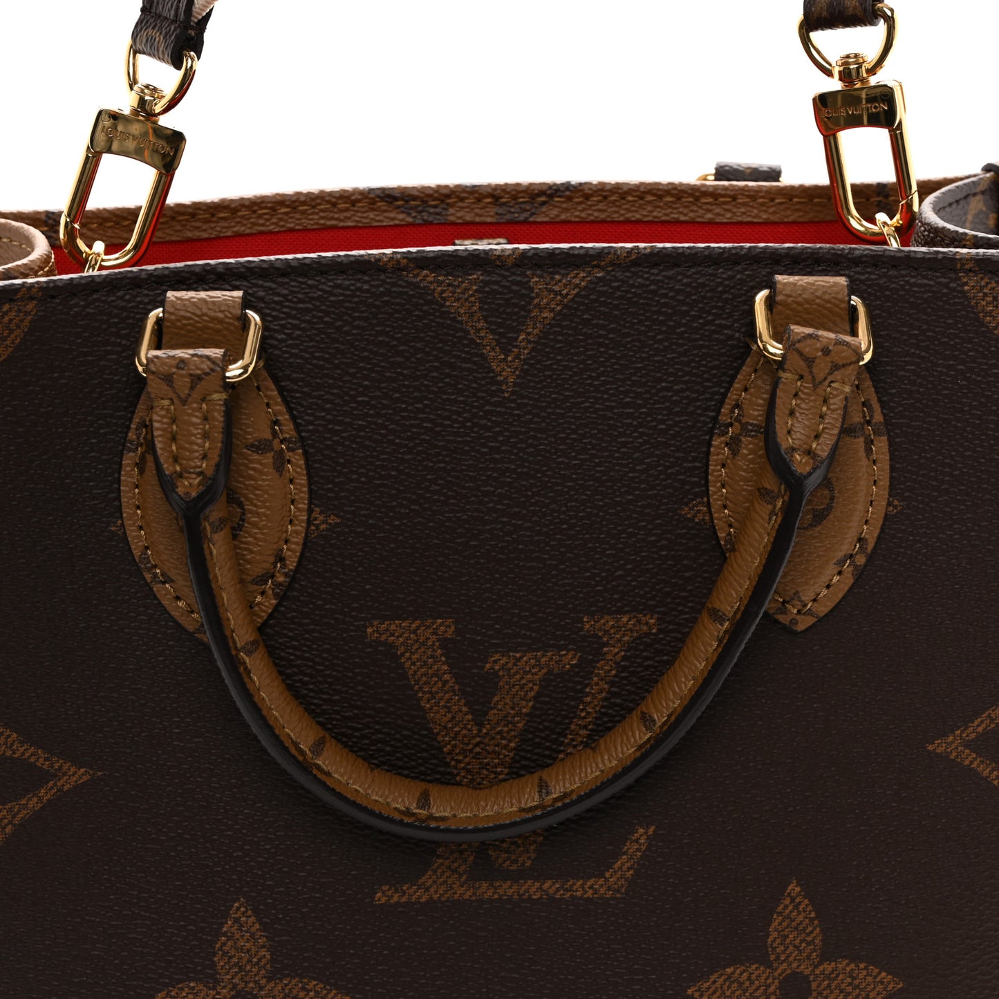 Reverse Monogram Giant Onthego PM