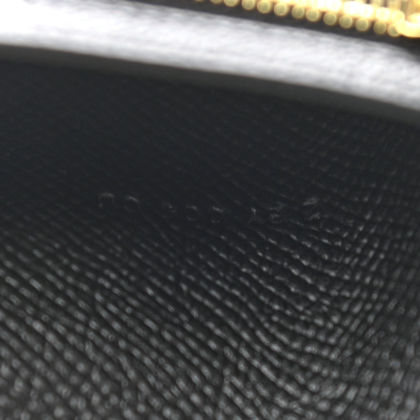 Epsom Bearn Compact Wallet Black