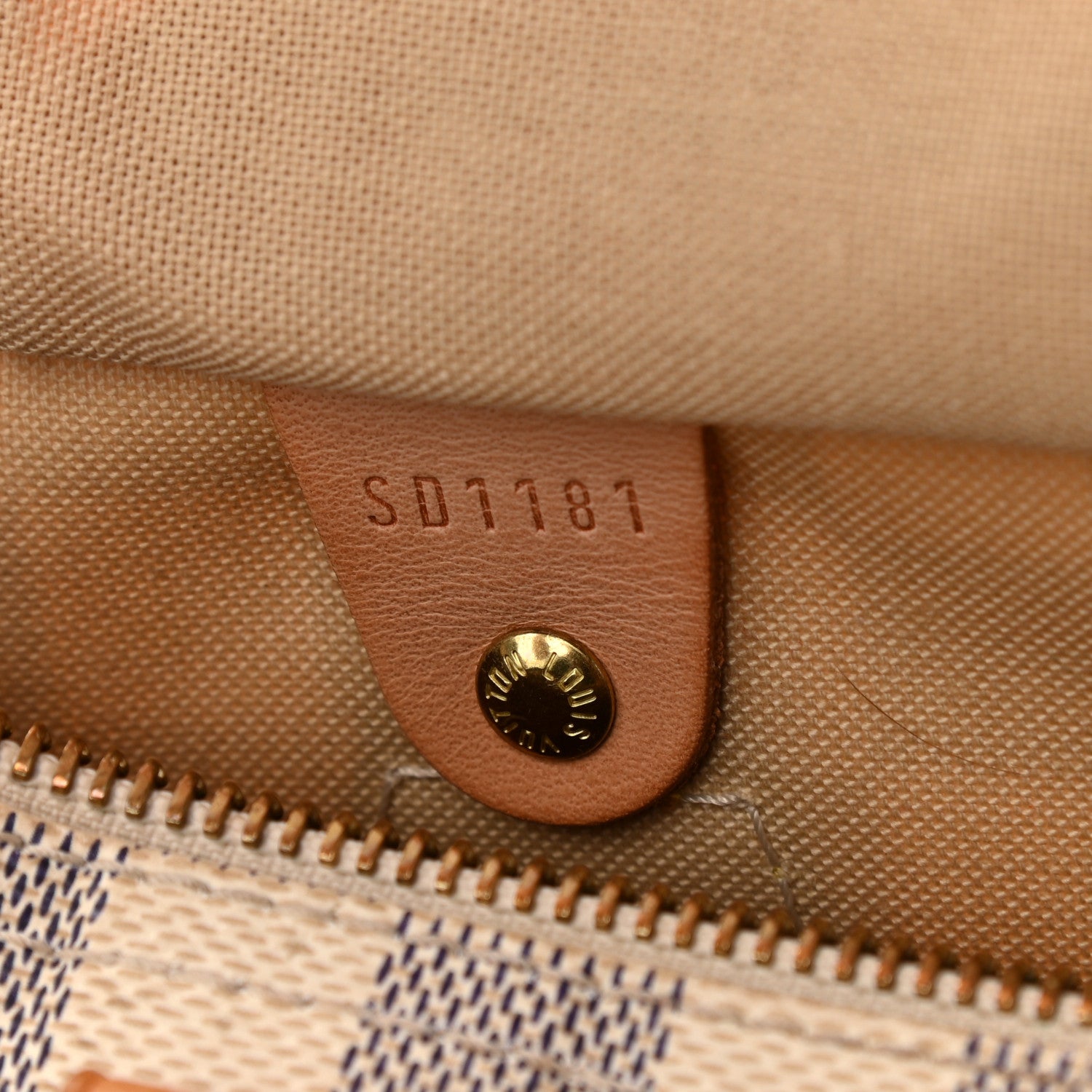 Louis Vuitton Damier Azur Speedy 30 7 of 10