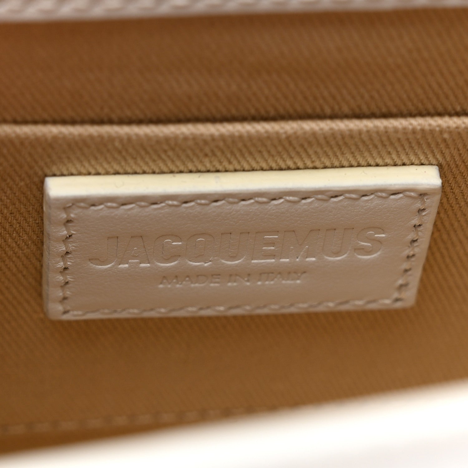 Jacquemus Smooth Calfskin Le Chiquito Moyen White 6 of 11