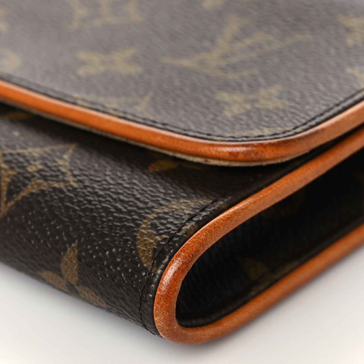 Louis Vuitton Monogram Pochette Twin GM 9 of 9