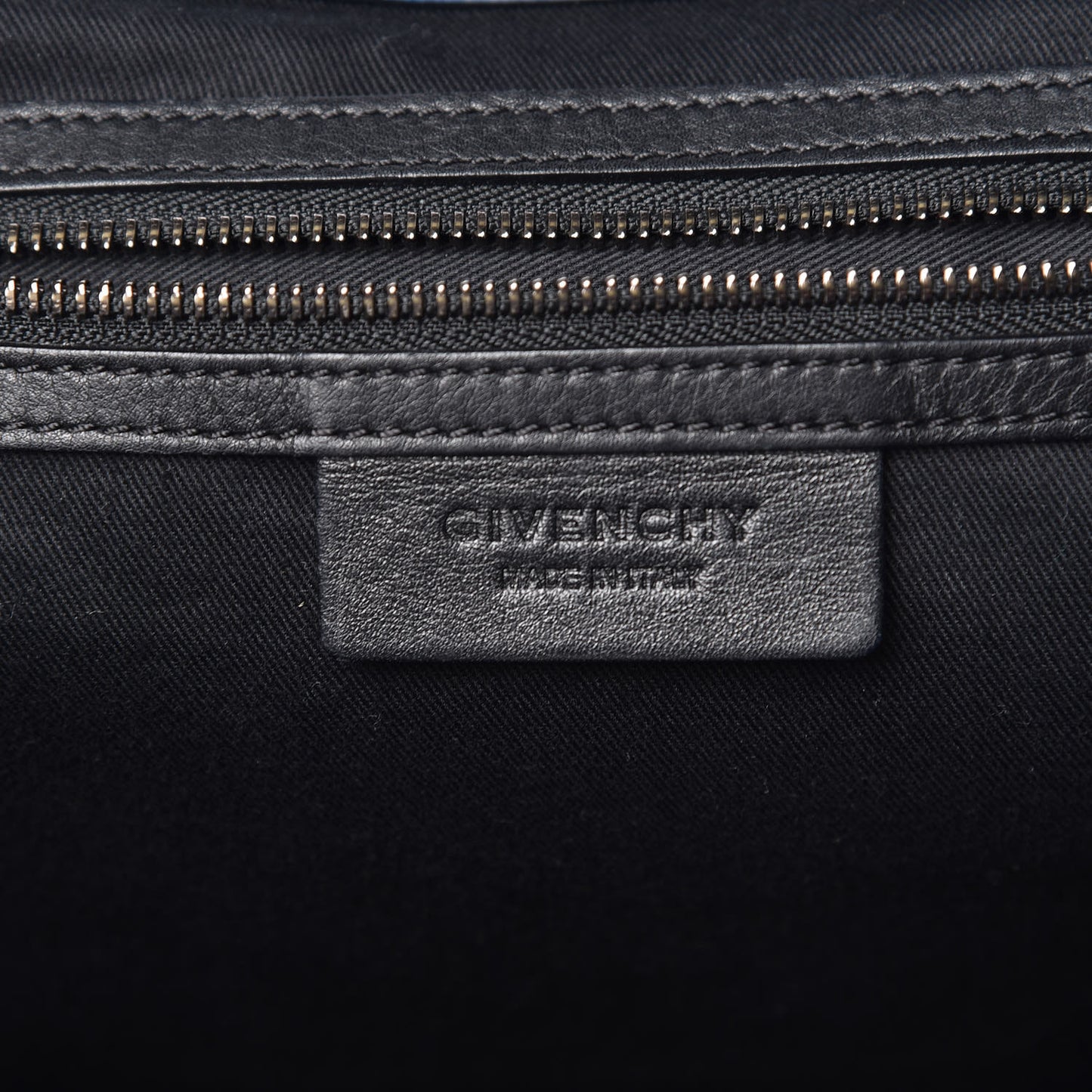 Grained Goatskin Antigona Zippered Tote Blue