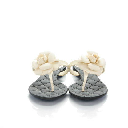 Chanel Jelly Quilted Camellia Thong Sandals 39 Black White 2 of 6