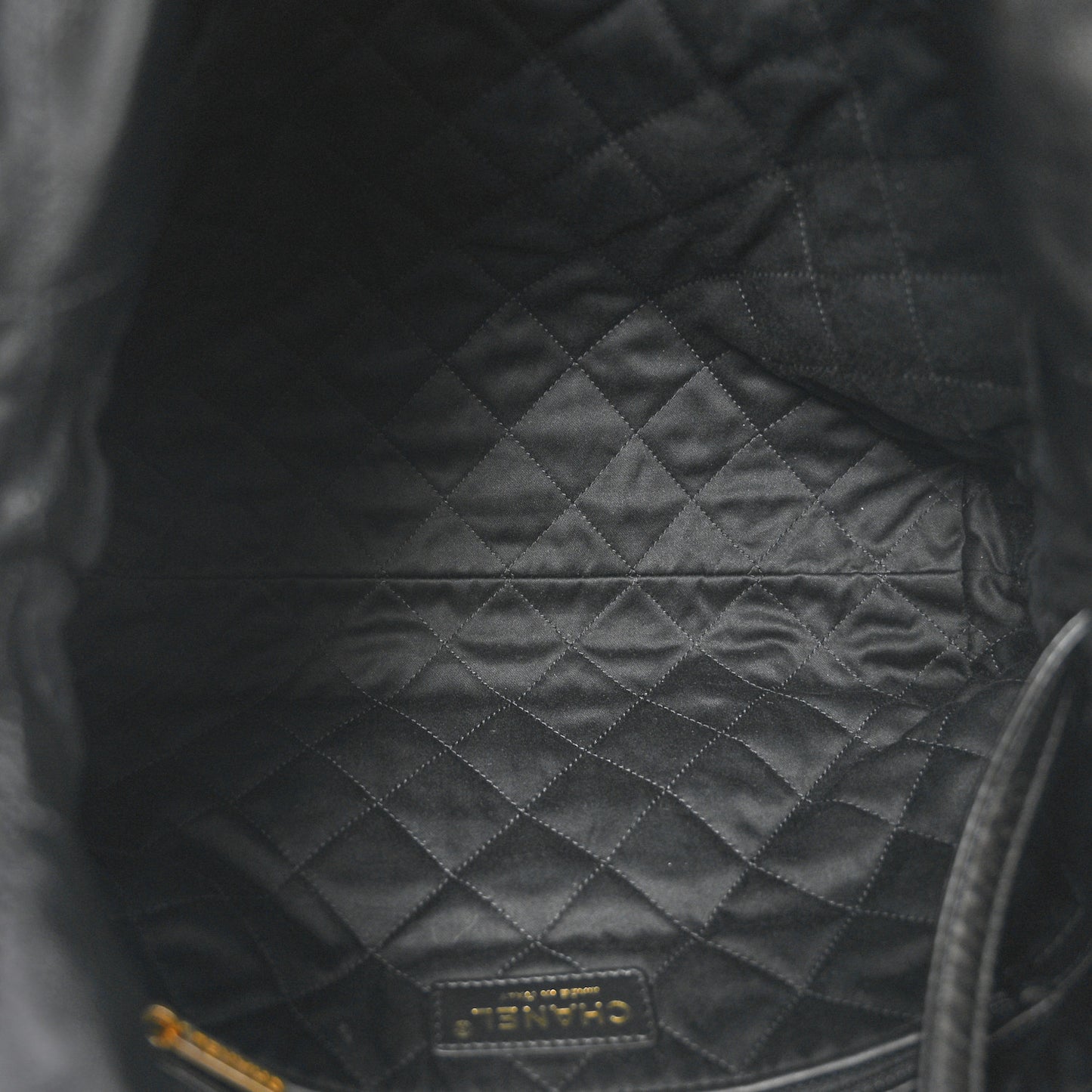 Shiny Calfskin Quilted Small Chanel 22 Black
