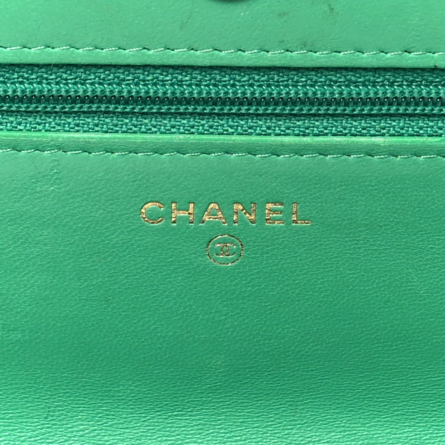 Lambskin Quilted Wallet On Chain WOC Green
