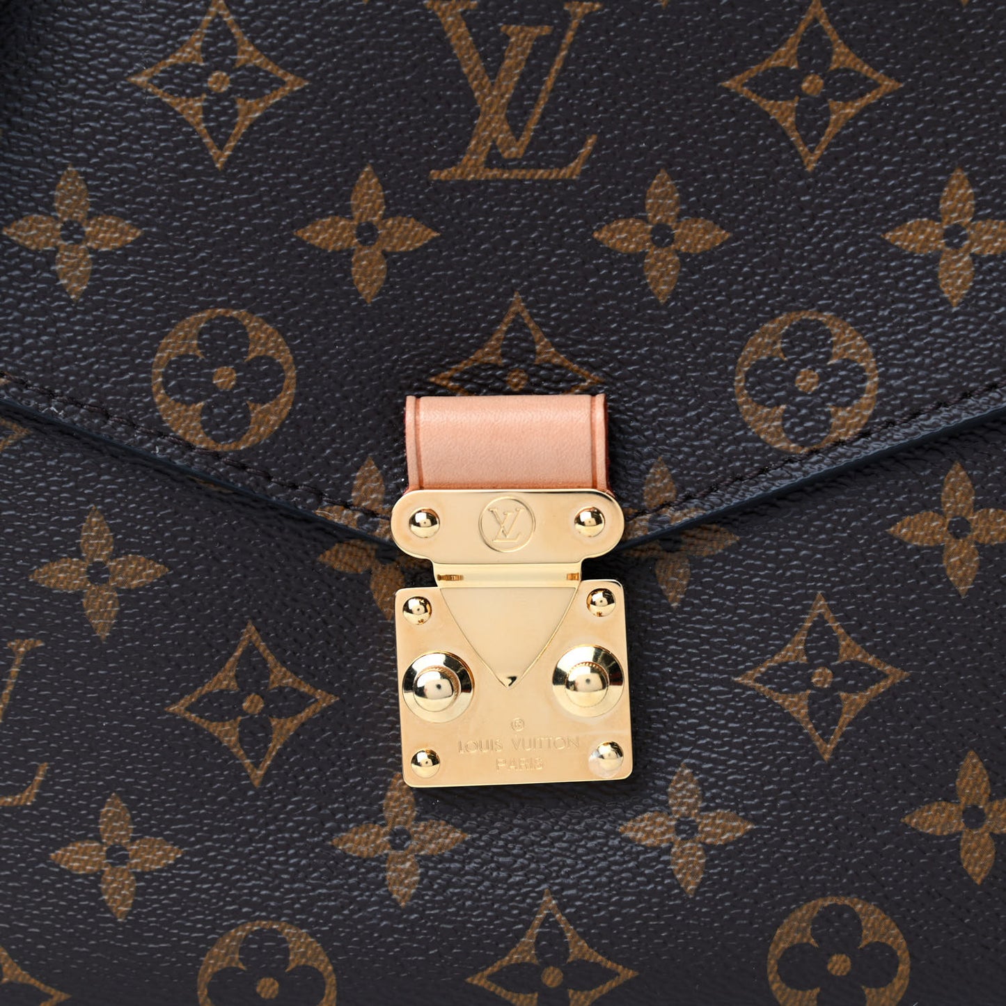Monogram Pochette Metis