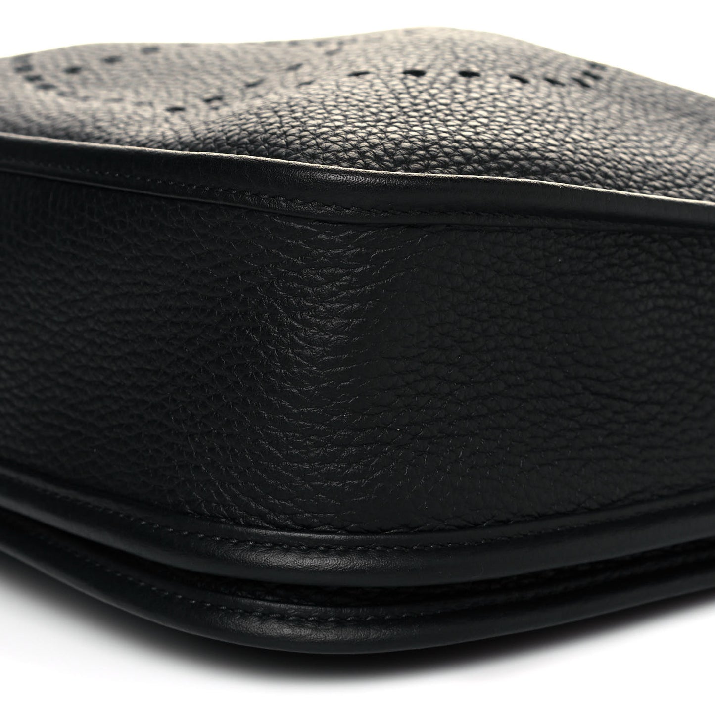 Taurillon Clemence Evelyne III PM Black
