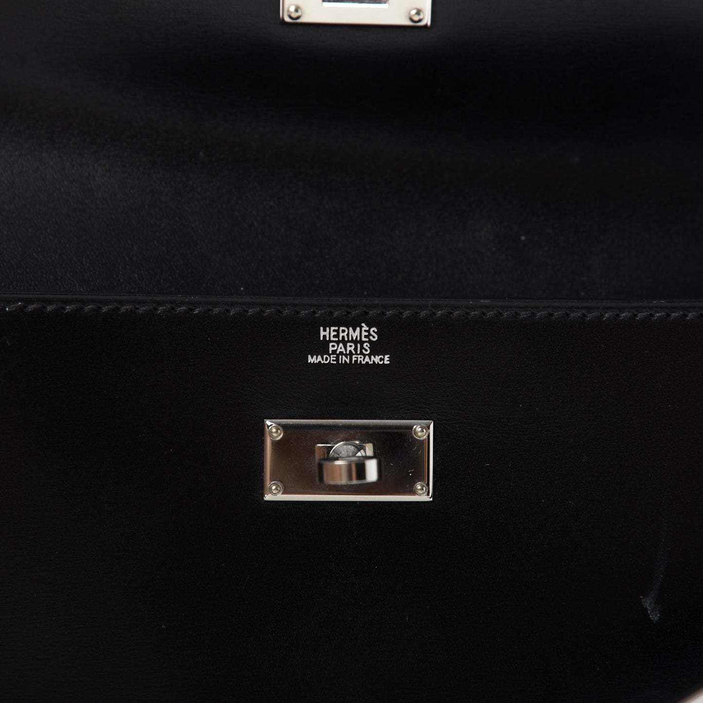 Box Kelly Longue Wallet Black