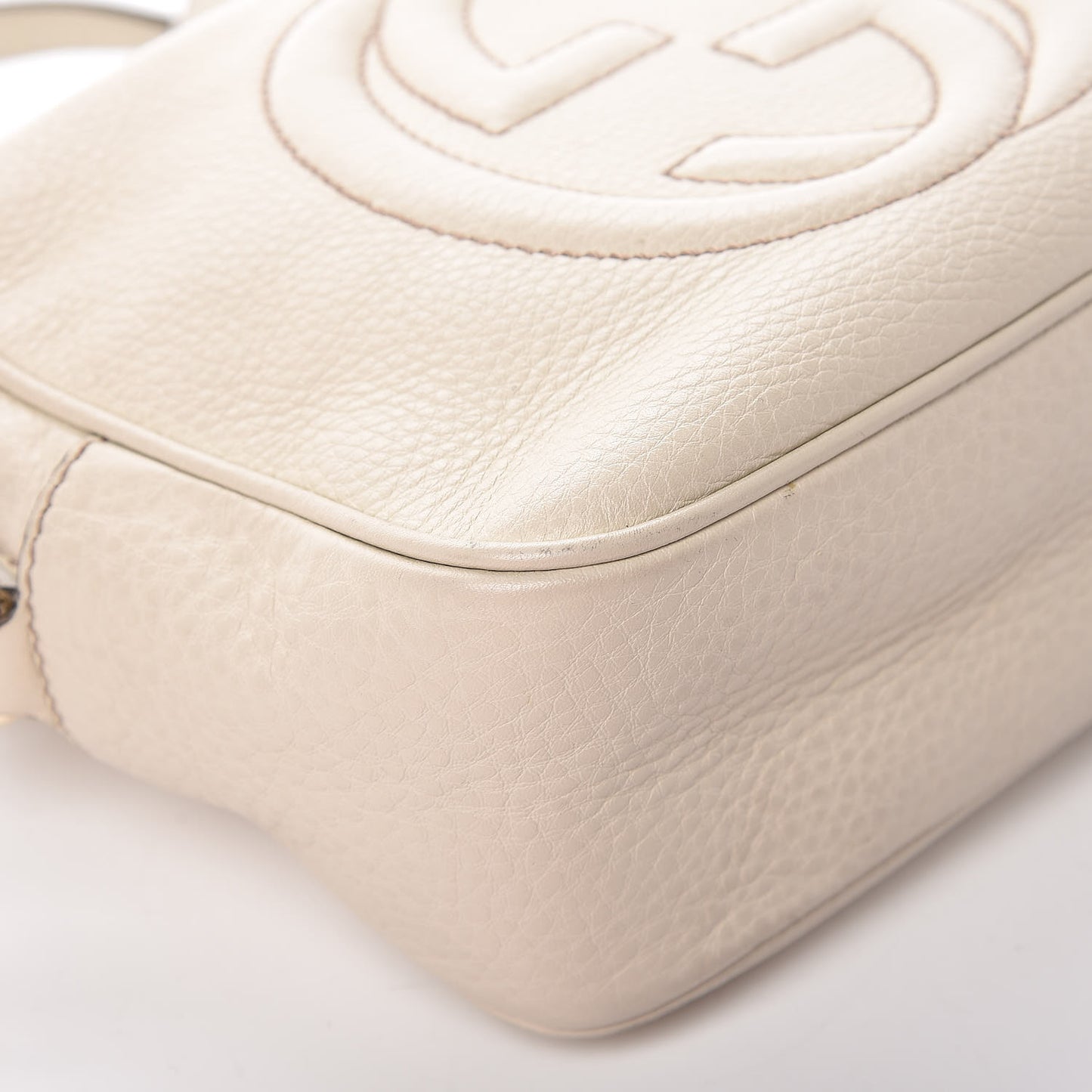 Pebbled Calfskin Small Soho Disco Bag Off White