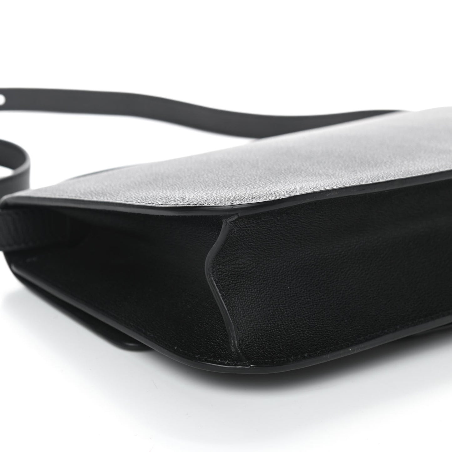Grained Calfskin Large Insignia Flap Black
