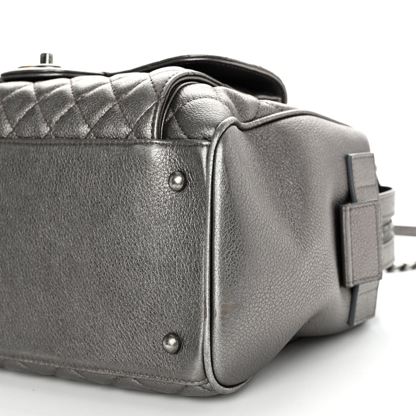 Metallic Grained Calfskin Quilted Large Casual Pocket Bowling Bag